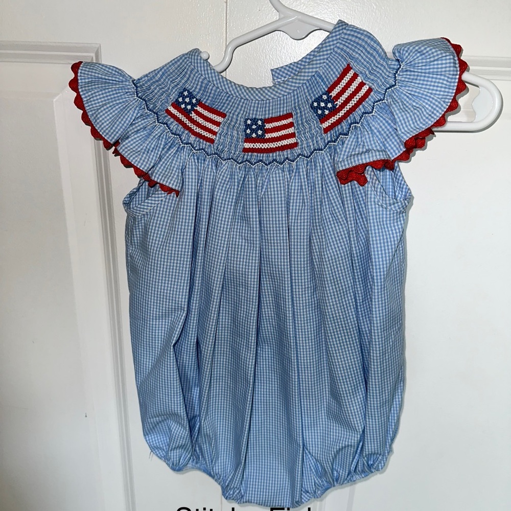 Stitchy Fish Bubble American Flag
